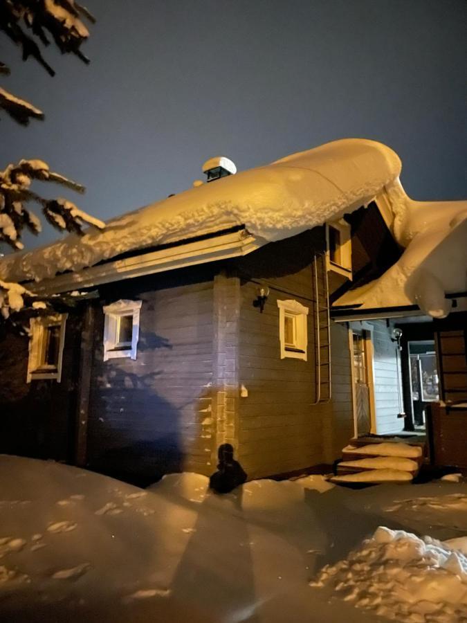 Yllaestoelli 2 D, Aekaeslompolo Kolari Exterior foto