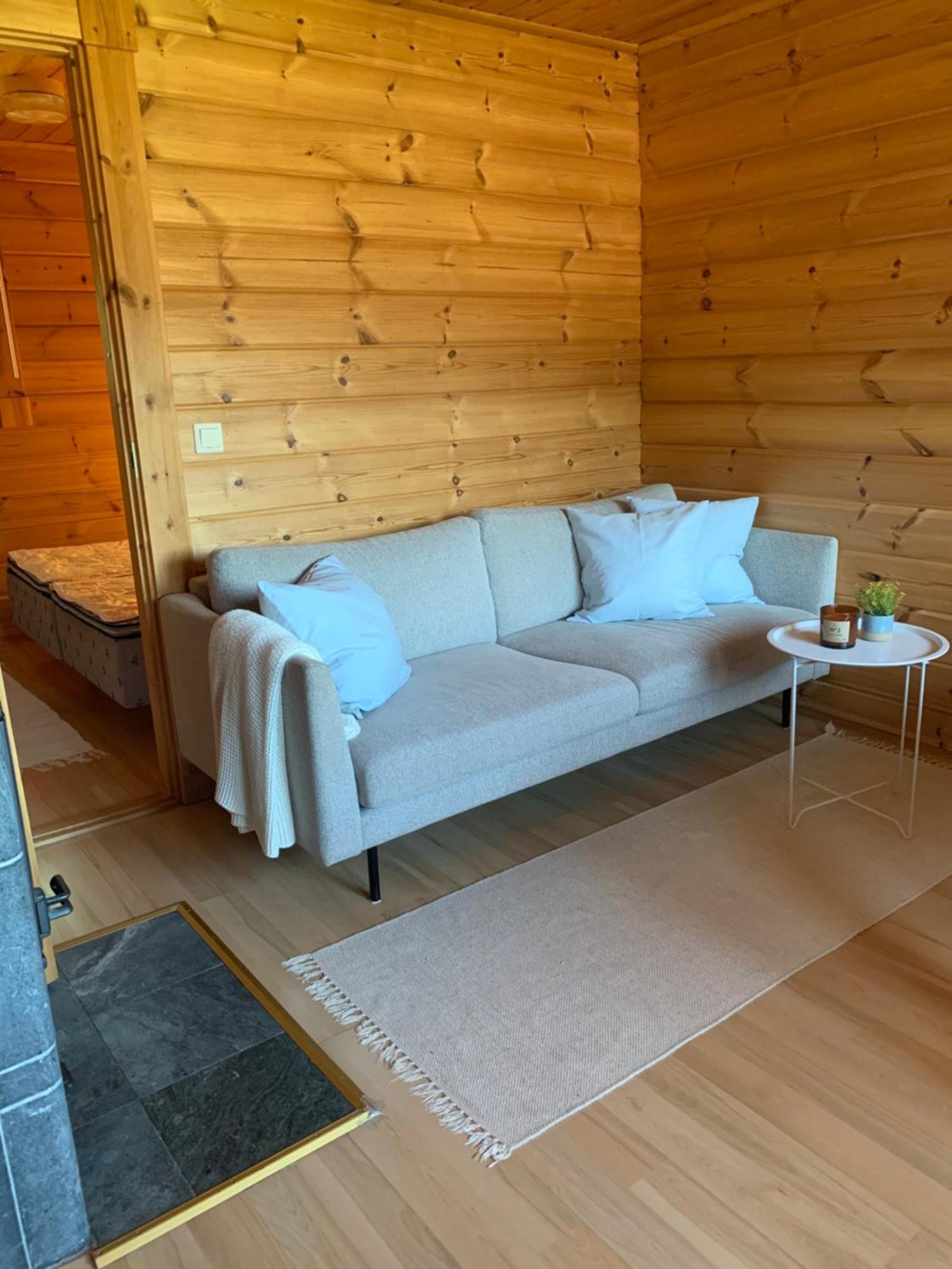 Yllaestoelli 2 D, Aekaeslompolo Kolari Exterior foto