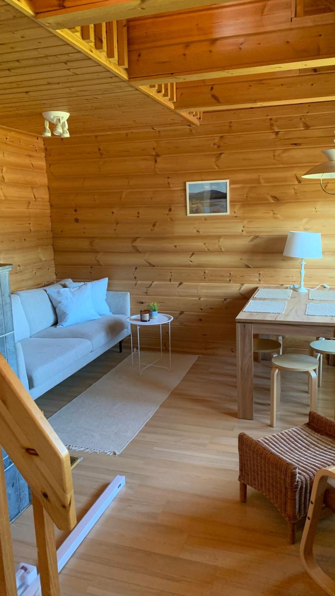 Yllaestoelli 2 D, Aekaeslompolo Kolari Exterior foto